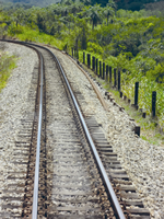 Equipe analisa a malha ferroviária existente em Minas Gerais