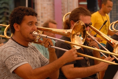 BigbandB.JPG