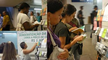 Livros_metro.JPG