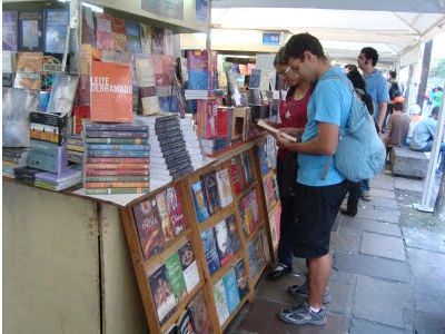feira_livro_universitario.jpg