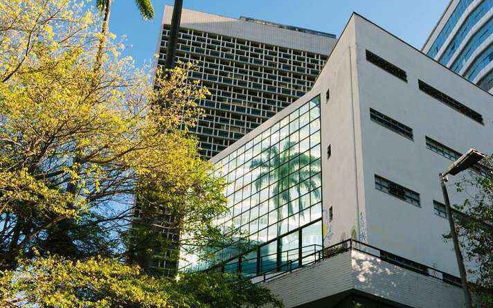 Fachada do prédio da Faculdade de Direito