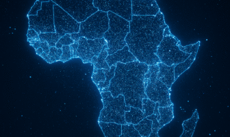 Mapa da África estilizado em tom azul em fundo preto