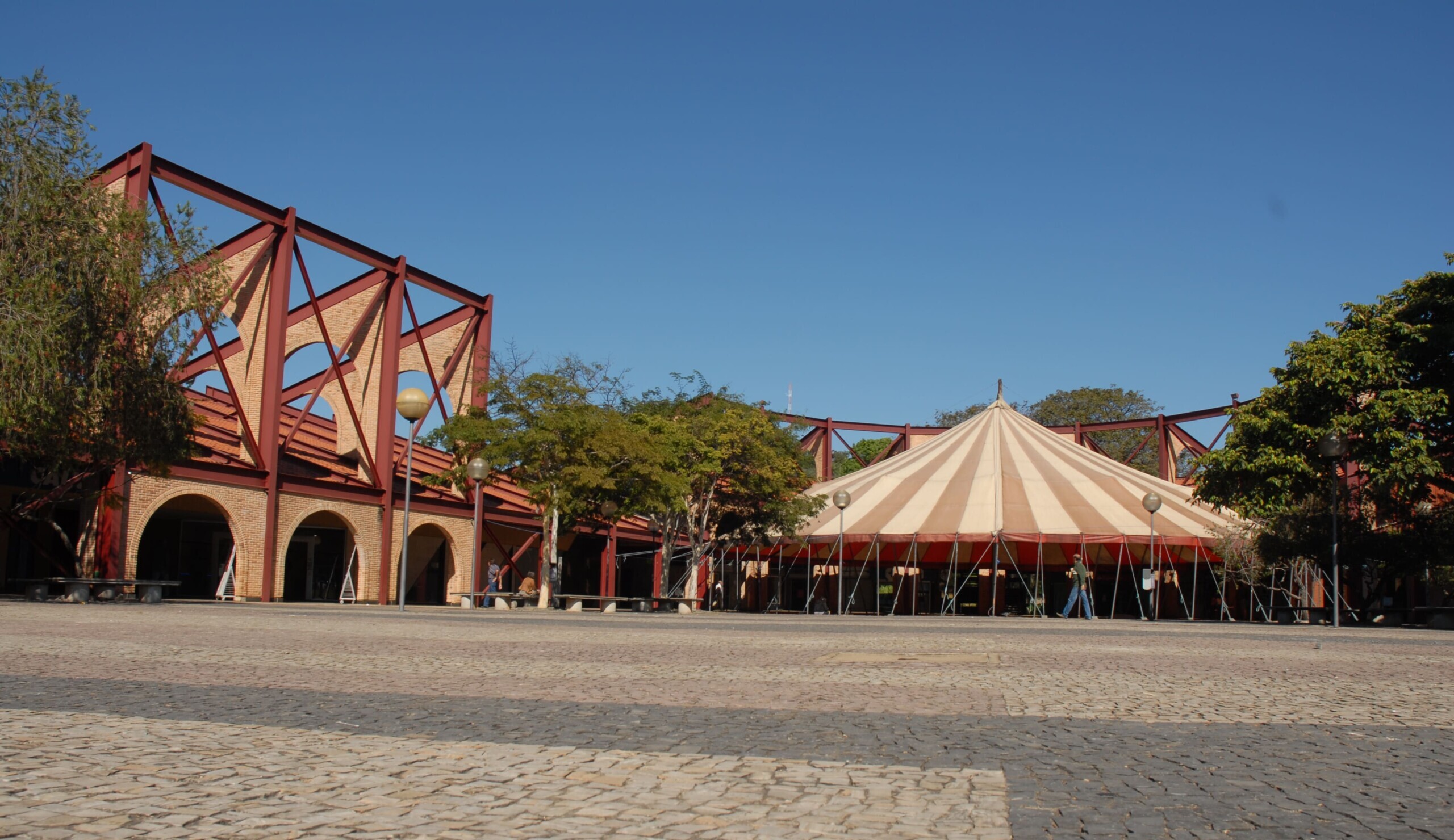 Praça de Serviços da UFMG.