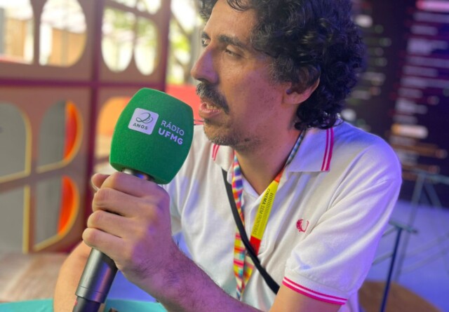 O curador Francis Vogner participa do Expresso 104,5