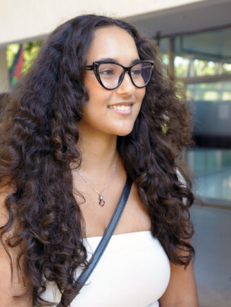 Carla Laís Simões, caloura do curso de Ciências Sociais