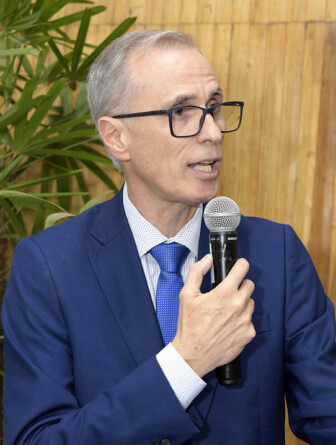 Alessandro Fernandes: "projeção da UFMG no cenário global"