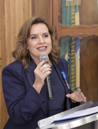 Sandra Goulart: "melhoria da vida das pessoas e defesa da democracia"