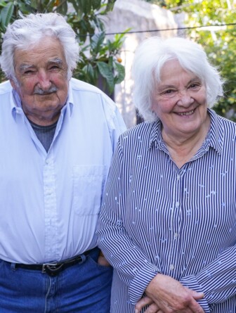 Pepe Mujica e Lucía Topolansky em outubro de