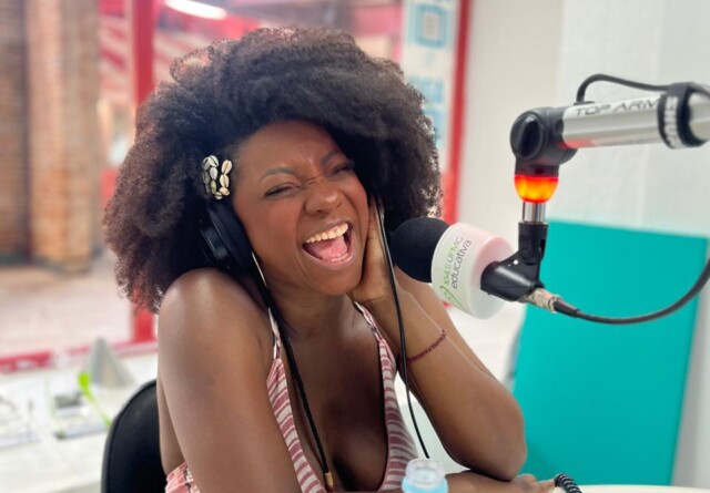 Adriana Araújo na Rádio UFMG Educativa