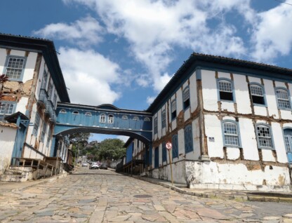 Vista externa da Casa das Glória, em Diamantina