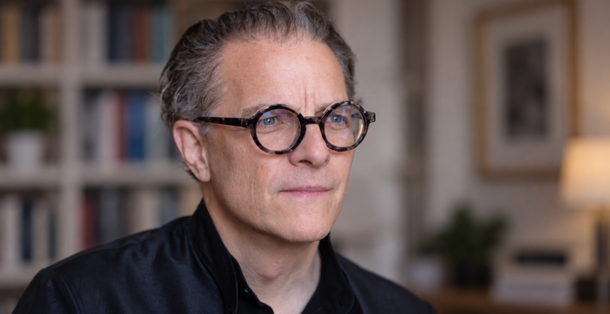 Bernard Harcourt é doutor em Direito e Ciência Política por Harvard
