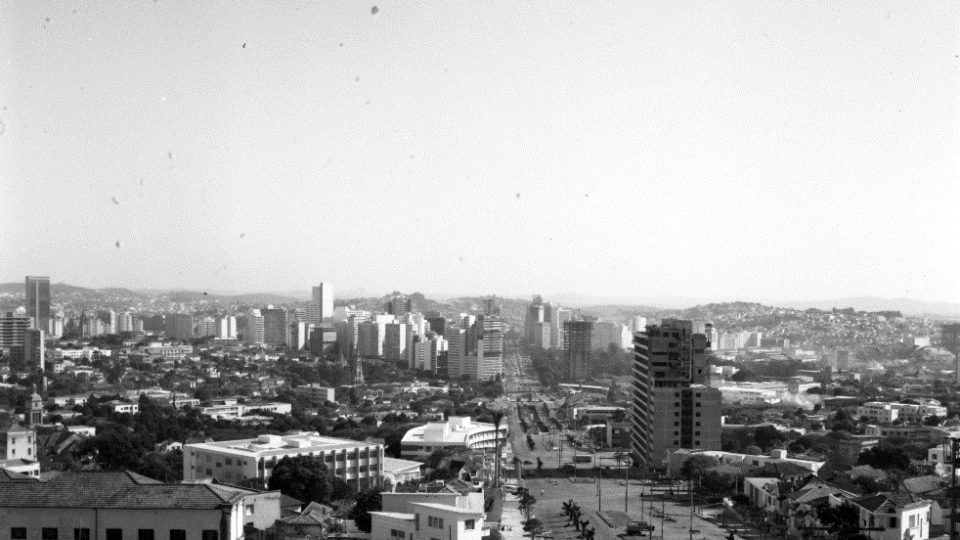 Foto de Julho de 1964, tirada em Belo Horizonte, MG. Laboratório de Fotodocumentação Sylvio de Vasconcellos