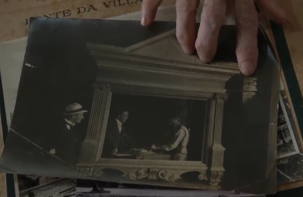 Frame do vídeo: Formatura da primeira turma de Engenharia da UFMG completa 100 anos (https://youtu.be/3VVDx7-8meo). TV UFMG