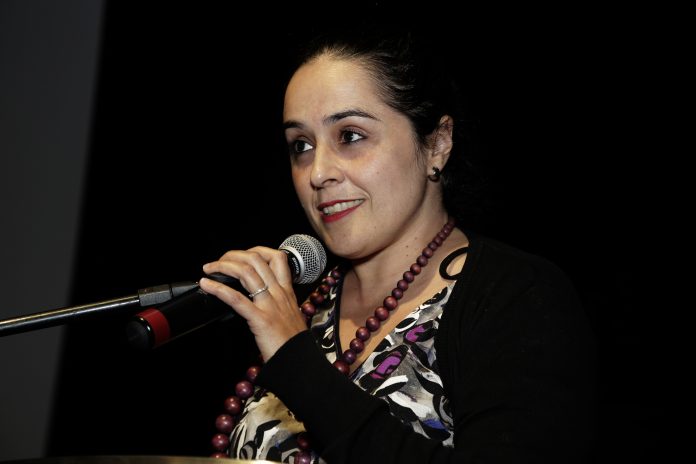 Mônica Ribeiro: motivos para resistir vão da falta de recursos à opressão política. Foto: Foca Lisboa / UFMG