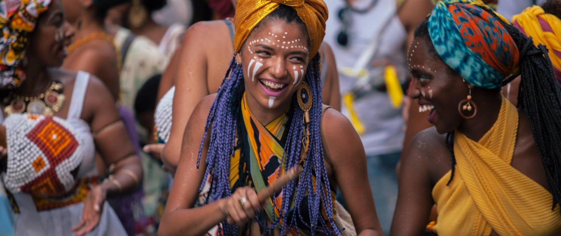 Bloco Angola Janga no Festival de Verão, uma das atividades de extensão 