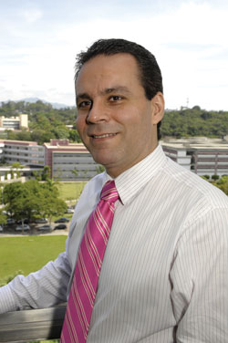 Santiago Gomez: consolidao da pesquisa e qualificao docente
