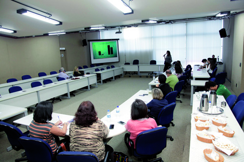 Adriana Vallado apresentou diagnstico sobre a acessibilidade na UFMG