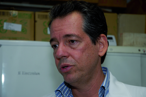 Sérgio Oliveira: pesquisa sobre a infecção causada pela bactéria Brucella abortus