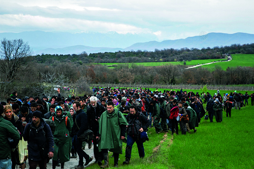Leva de migrantes do Oriente Médio a caminho da Europa: fenômeno da migração contemporânea está no centro do debate global estimulado pela Unesco