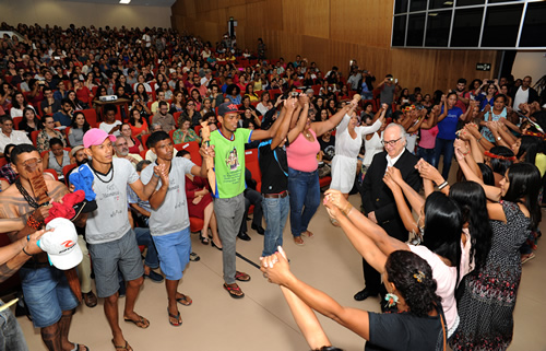 Boaventura foi homenageado por estudantes da UFMG em ritual indígena