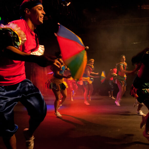 17º Festival de Verão UFMG – Apresentação de dança ‘Nos passos do Grupo Sarandeiros’