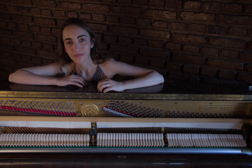 Luísa Mitre contempla obras compostas por mulheres em apresentação solo de piano na próxima sexta-feira