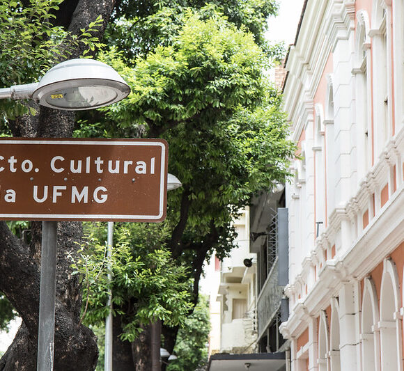 Abertas inscrições para bolsas de extensão no Centro Cultural UFMG