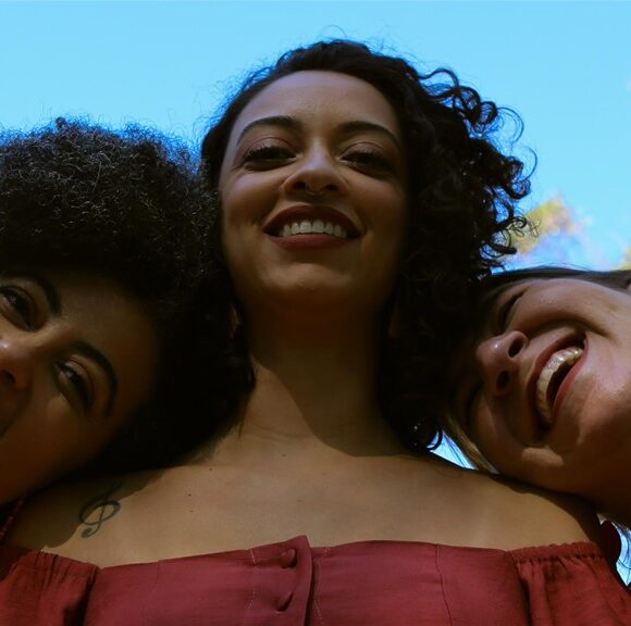 Trio Amitra finaliza residência artística com show no Centro Cultural UFMG
