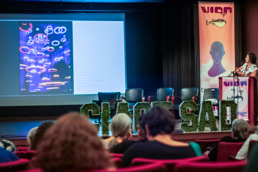 Centro Cultural UFMG sedia Congresso Internacional de Arte, Ciência e Tecnologia e Seminário de Artes Digitais