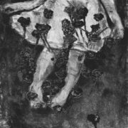 Obras de Elena Ventura revisitam o imaginário gótico e a tradição do medo no Brasil