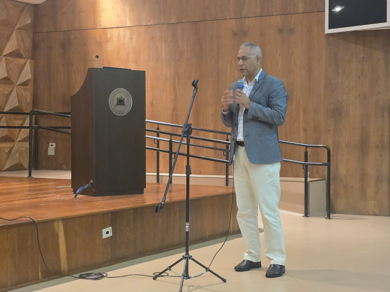 WhatsApp Image 2025-10-07 at 13.14.14 (1)