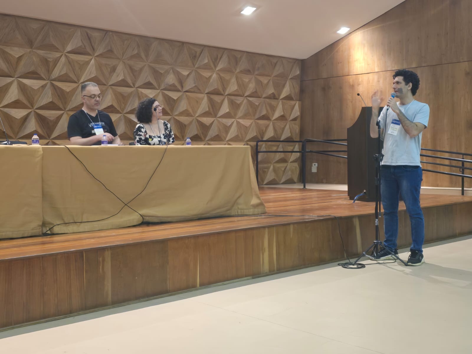 WhatsApp Image 2025-10-07 at 18.44.00 (1)