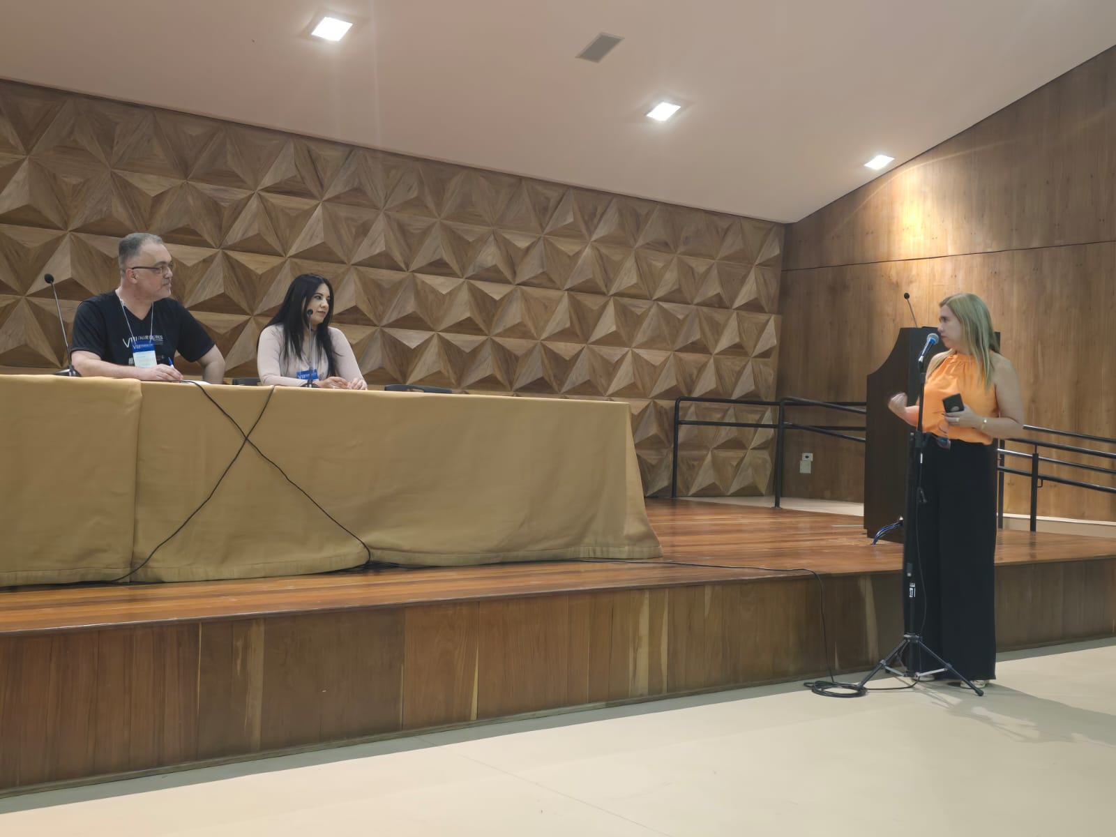 WhatsApp Image 2025-10-07 at 18.44.17 (1)