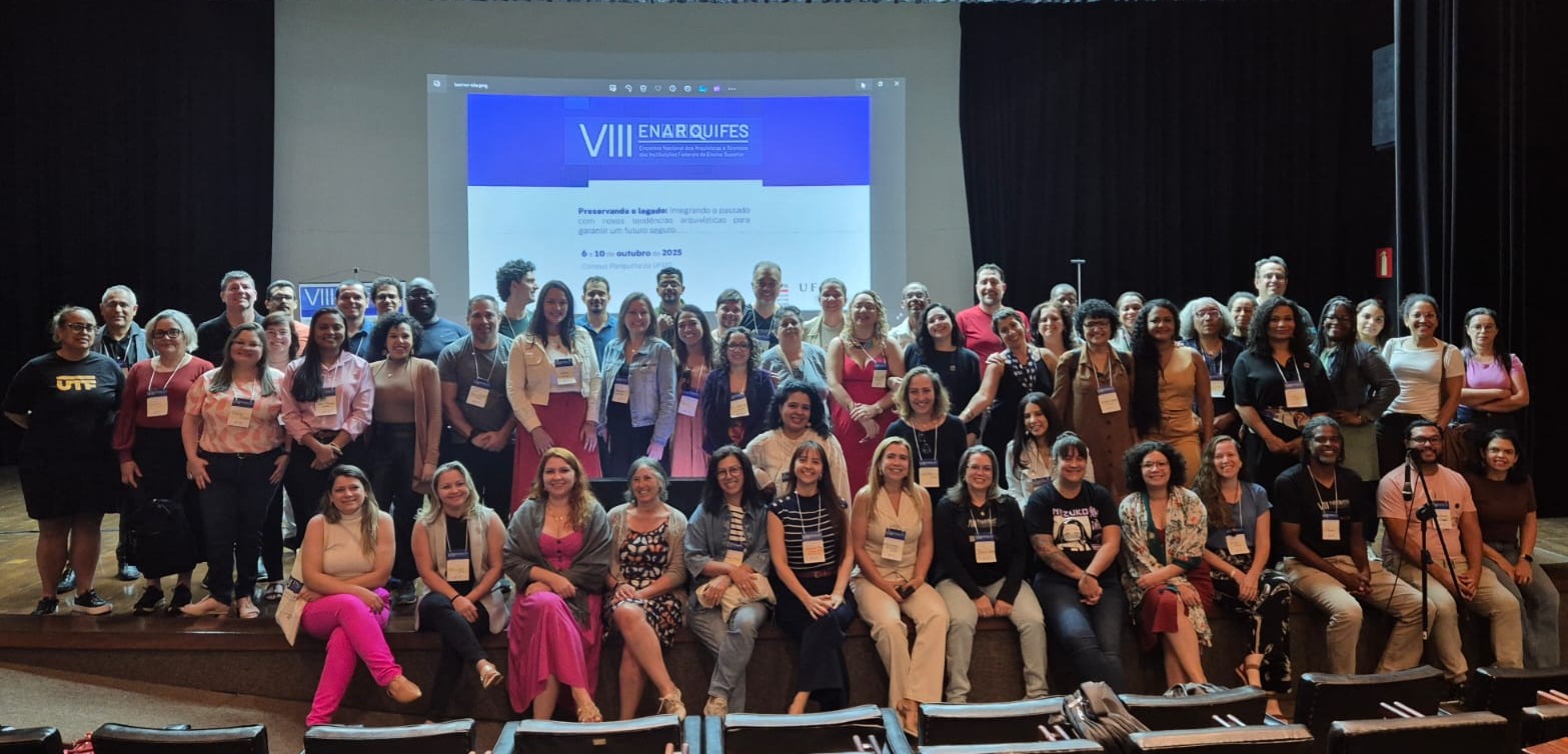 UFMG recebe o VIII ENARQUIFES: Arquivistas das IFES debatem preservação do legado e inovação