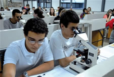 Alunos da UFMG