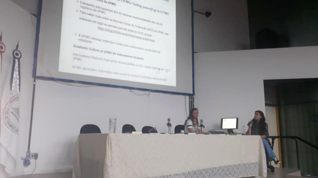 “Vivendo a UFMG”, “Sessão de Orientações sobre o programa ESCALA Estudantil – AUGM” e “Sessão de Orientações para os estudantes do PEC- G”