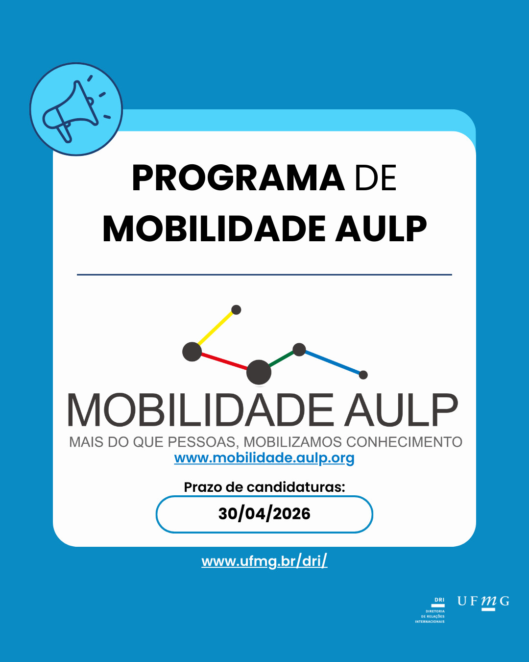 O Programa de Mobilidade AULP é o primeiro programa de mobilidade académica a abranger exclusivamente o intercâmbio de estudantes entre instituições de ensino superior dos países de língua oficial portuguesa e Macau (RAEM, China), constituindo uma oportunidade ímpar de fortalecimento da cooperação académica no espaço lusófono. Este programa piloto, promovido pela Associação das Universidades de Língua Portuguesa (AULP), visa facilitar a mobilidade e a acreditação académica, através da promoção do intercâmbio de informações, da flexibilização curricular, da transferência e definição comum de créditos, bem como da valorização das atividades formativas. No âmbito do programa: Cada instituição de ensino superior membro da AULP disponibiliza duas vagas por semestre; Os estudantes selecionados beneficiam de isenção de propinas, bem como de alimentação e alojamento em residência universitária (ou apoio equivalente), de acordo com a disponibilidade da instituição de acolhimento; As candidaturas são efetuadas através da plataforma eletrónica da AULP, onde os candidatos podem registar-se, consultar as vagas disponíveis e os respetivos prazos (definidos de acordo com o início do ano letivo de cada país), bem como acompanhar o estado da candidatura na sua área pessoal. O período de matrícula decorre até 30 de abril de 2026. Mais informações e inscrições aqui: https://mobilidade.aulp.org/   
