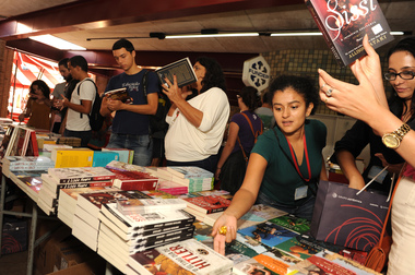 Oitava%20feira%20do%20livro%20-%20foca%20lisboa.jpg