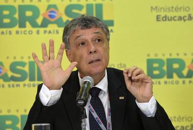 Wilson%20Dias%20-%20Ag%EAncia%20Brasil%20-%20Fotos%20P%FAblicas%20-%2013.01.2015.jpg