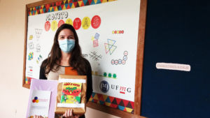 Professora de matemática da rede de ensino de Belo Horizonte, Lorena Guimarães foi uma das contempladas com a revista | Foto: Projeto Visitas