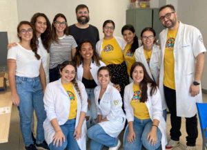 Docentes e alunos vinculados a projetos de extensão da UFMG e de instituições parceiras no evento  Foto Polos de Cidadania