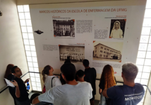 Visita de alunos e professores da educação básica ao Centro de Memória da Enfermagem (Cemenf/UFMG) | Foto: Arquivo projeto Tem Ciência no Museu?