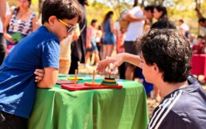 Crianças invadiram o campus para aproveitar as atrações | Foto: Jebs Lima | UFMG