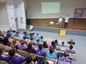 Público participou de debate com os produtores Pedro de Filippis e Rita Boechat | Foto: DDC/Proex