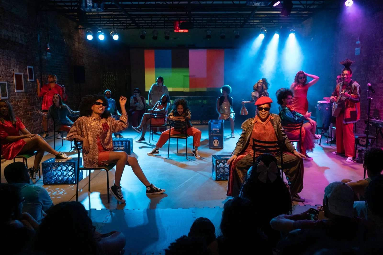 Cena da peça Nada Vai Dar Certo, do Teatro Universitário da UFMG